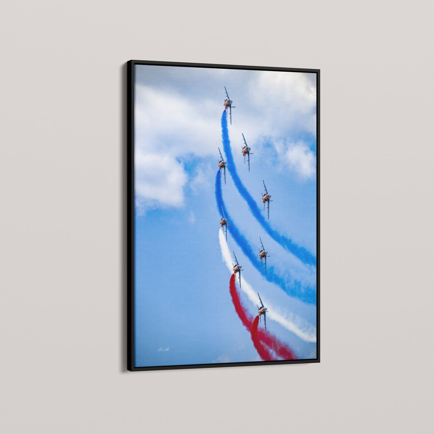 Tricolor Climb — angled-black view