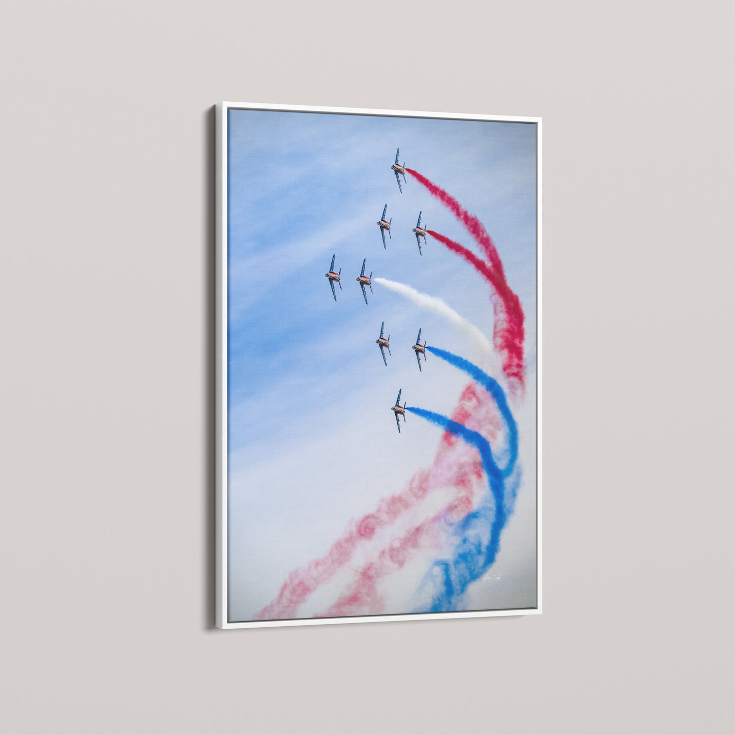Grande Finale — angled-white view