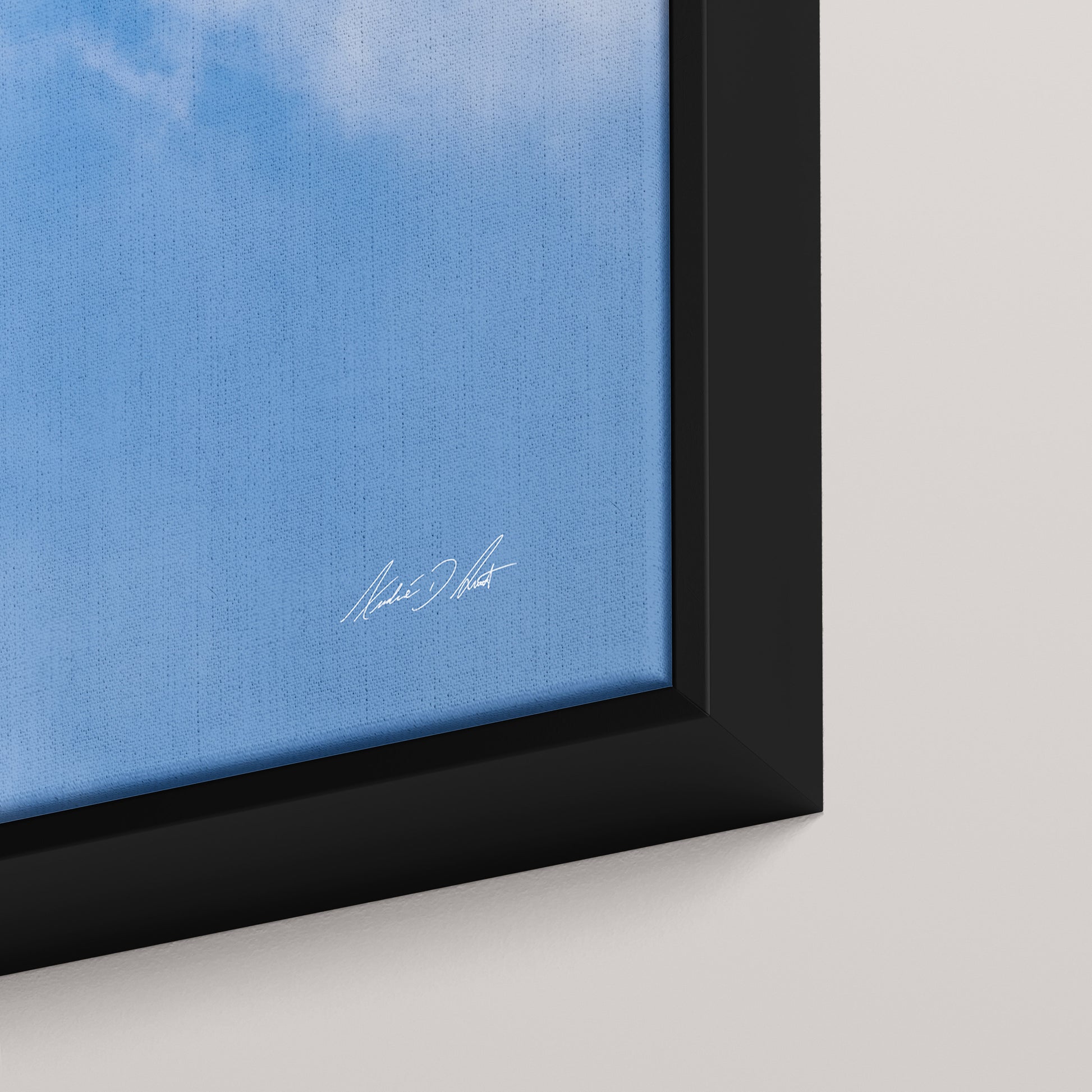 Vertical — closeup3-black view